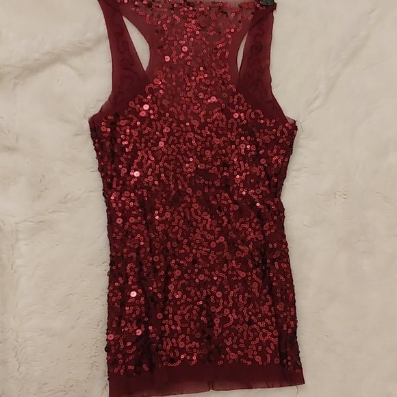 Semi-sheer Racerback sequin tank - Picture 5 of 9